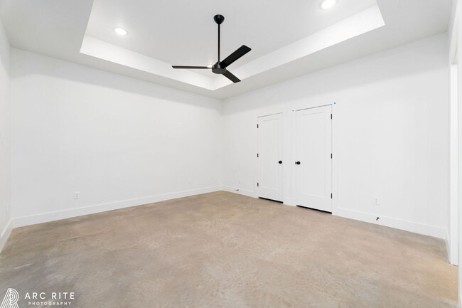 Building Photo - Pre-Leasing Fall of 2026!! Luxury Homes!!