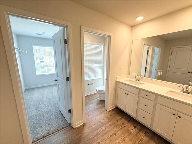 Building Photo - 7329 Mulberry Trace Ln