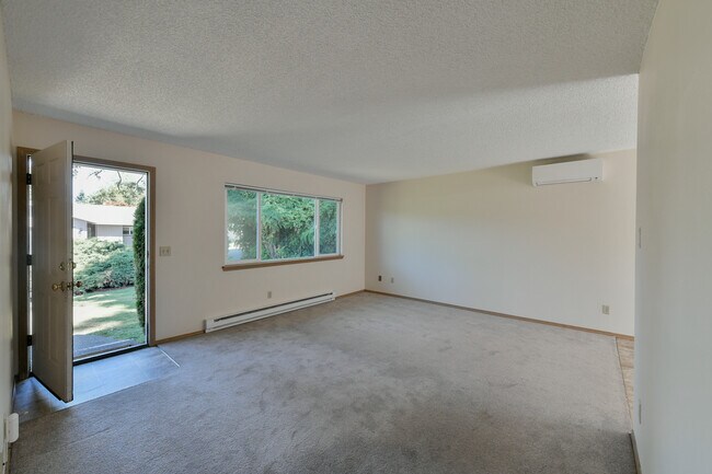 Open Living Areas with Heat Pump for Cooling/Heating - 2118 19th St