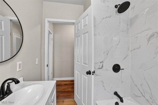 Building Photo - 4977 E 90th St