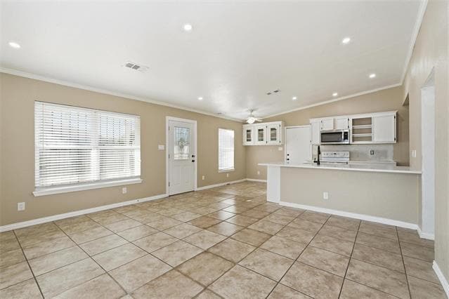 Building Photo - 9420 Kerrville St