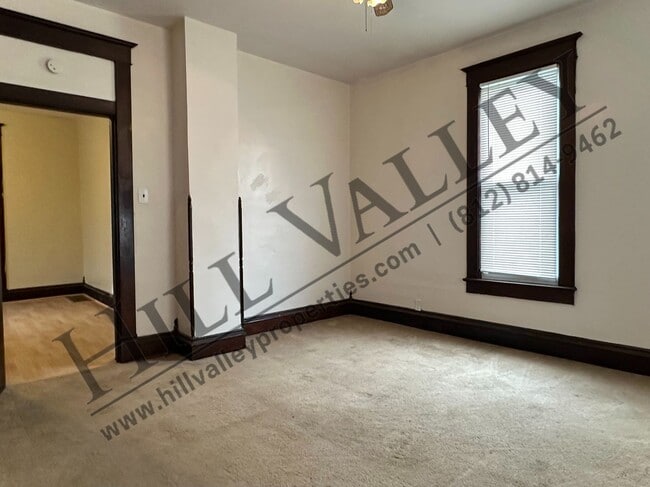 Building Photo - Two Bedroom Home