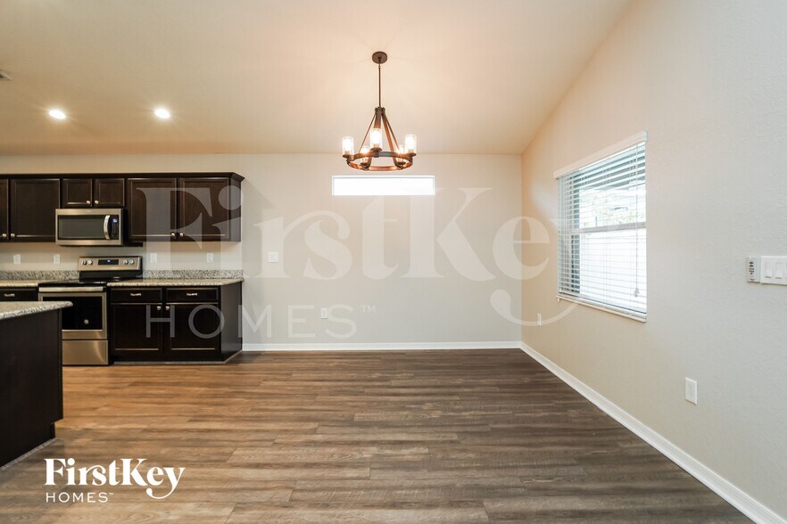 Building Photo - 250 Sandestin Dr