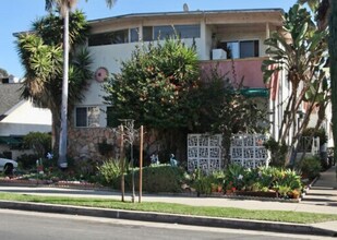 Building Photo - 2024 N Commonwealth Ave