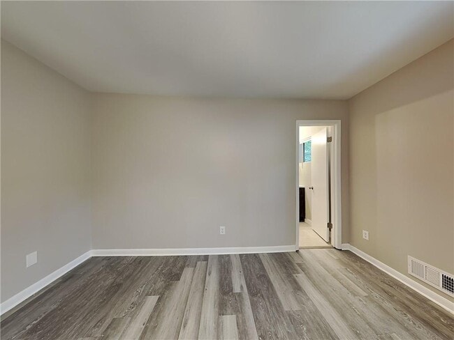 Building Photo - 4189 Northstrand Dr