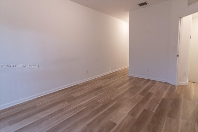Building Photo - 1410 S Santa Catalina Cir