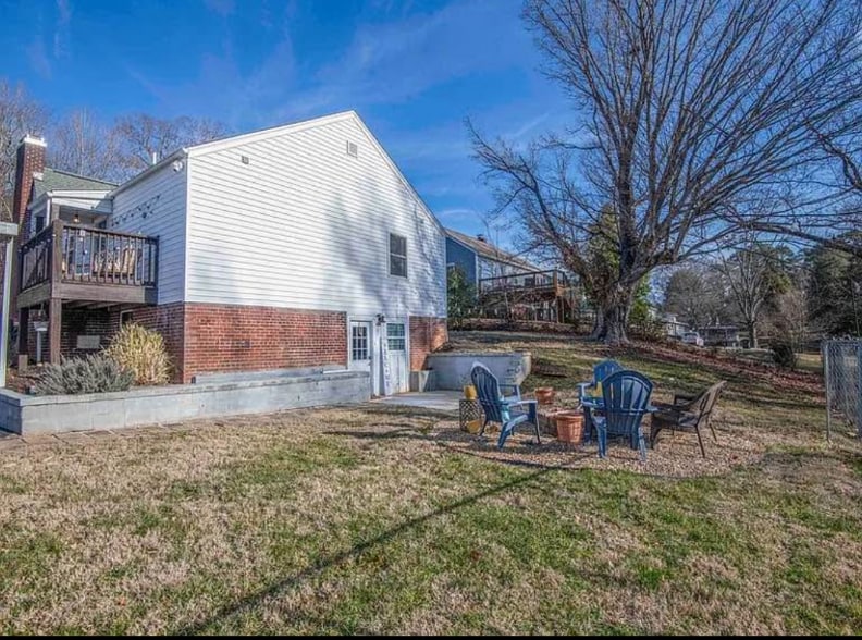Building Photo - 3420 Garden Dr