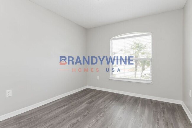 Building Photo - 50% OFF! No Application Fees - Move-in by ...