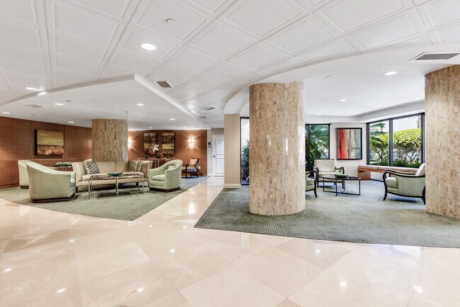 Building Photo - 3000 N Ocean Dr