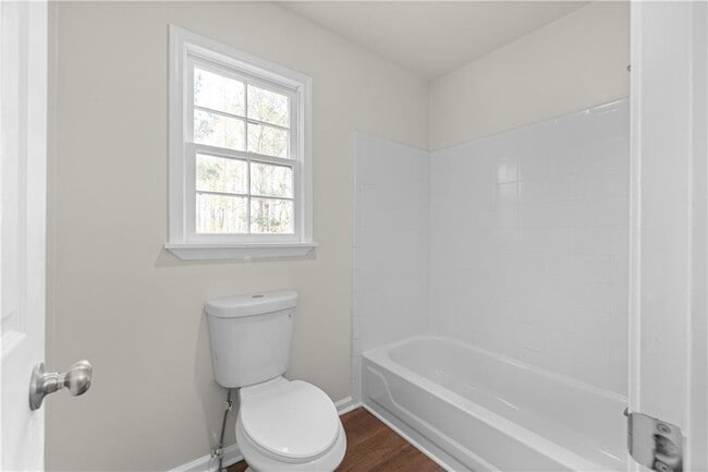 Building Photo - 6015 Canaan Woods Dr SW