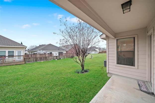 Building Photo - 119 Golfview Ct
