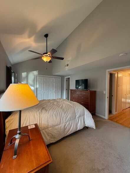 Master Bedroom - 9 Brentmore Dr