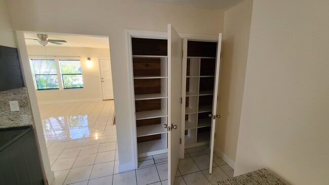 Building Photo - 1516 NE 17th Ave