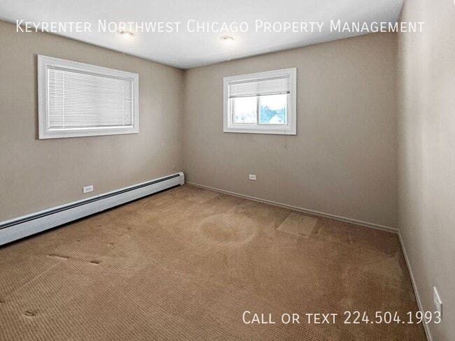 Building Photo - 1902-1904 N Seminary Ave-