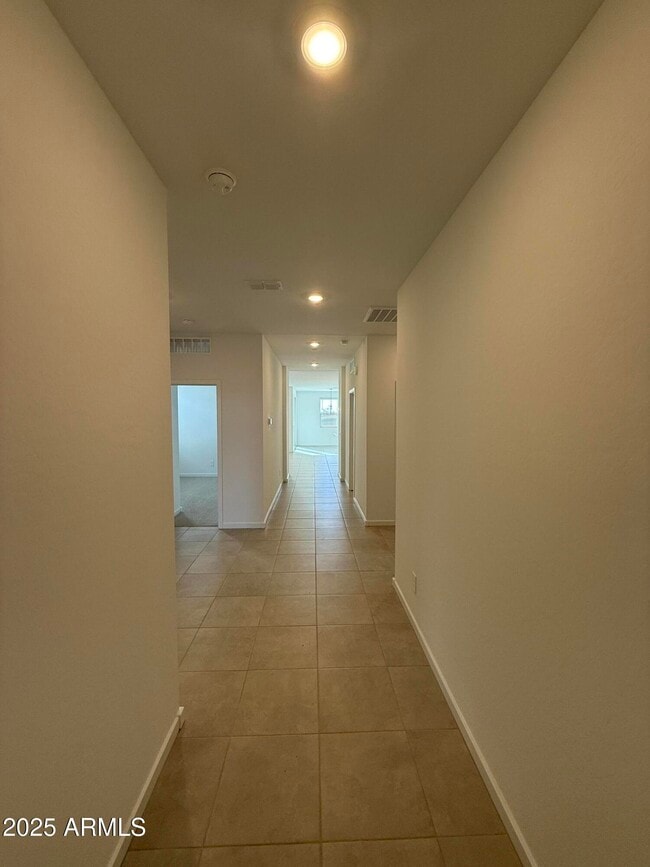 Building Photo - 7433 E Cozy Cottage Ln