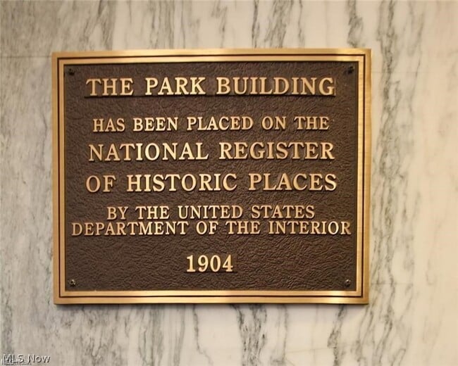Building Photo - 140 Public Square
