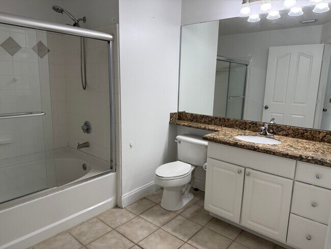 Building Photo - 9905 Baywinds Blvd