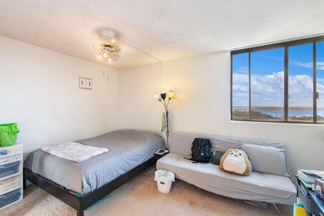 Building Photo - 98-351-351 Koauka Loop