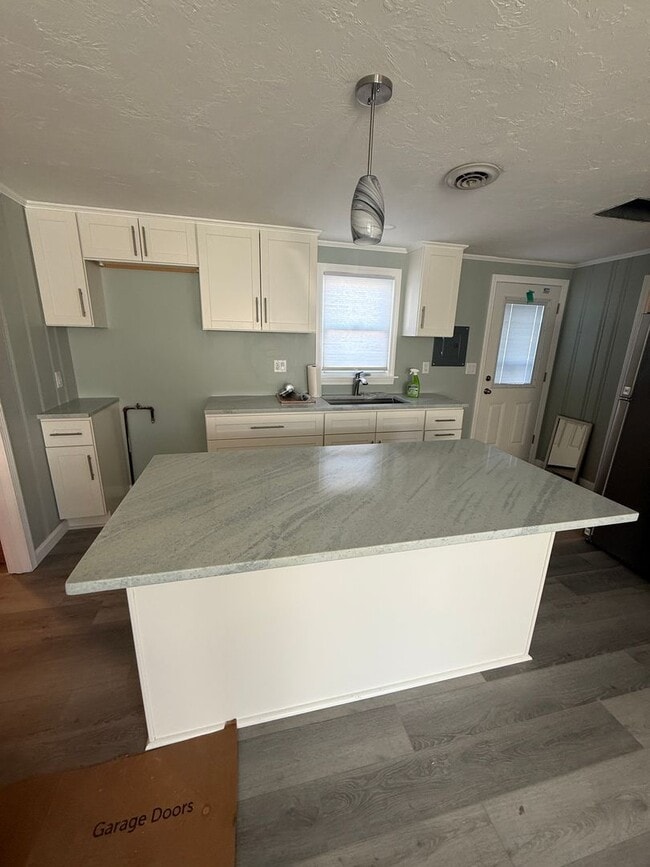 Building Photo - Two bedroom, first floor condominium unit at Beach Way Condos. West Dennis