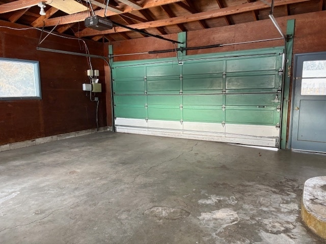 Building Photo - Large house west of Reserve Street