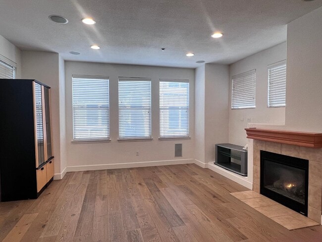 Building Photo - 20600 Murano Cir