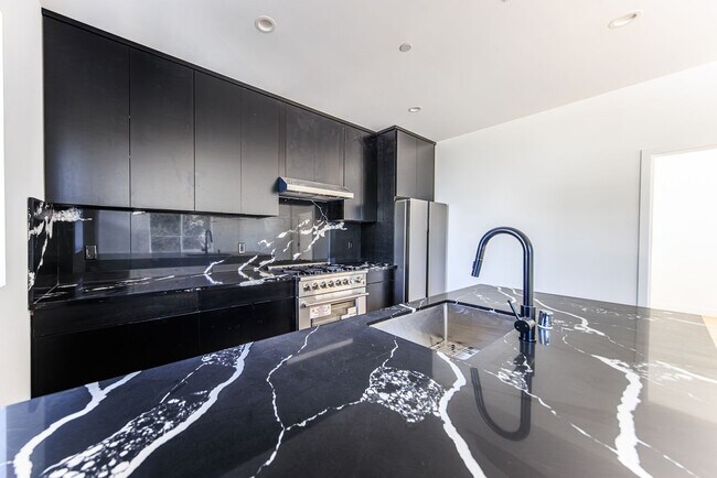 Building Photo - 1954 Purdue Ave