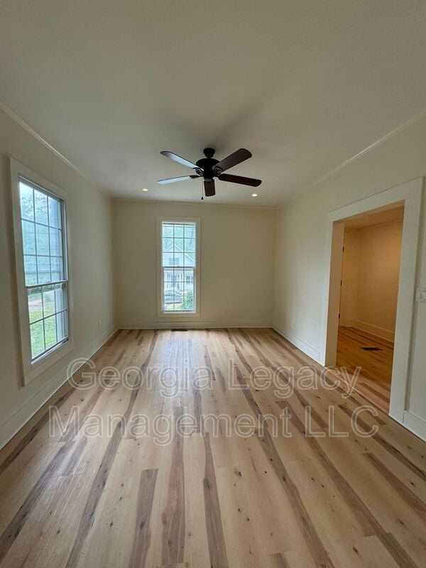 Building Photo - 185 S Rocksprings St