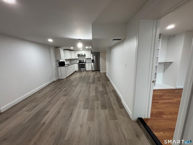 Building Photo - 76 Cannon St