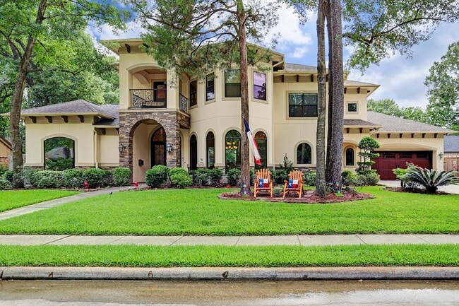 Building Photo - 1611 Lynnview Dr