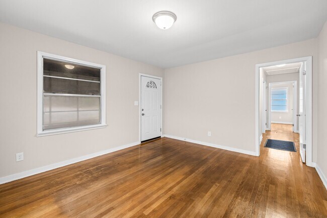 Building Photo - 5717 Avenue O