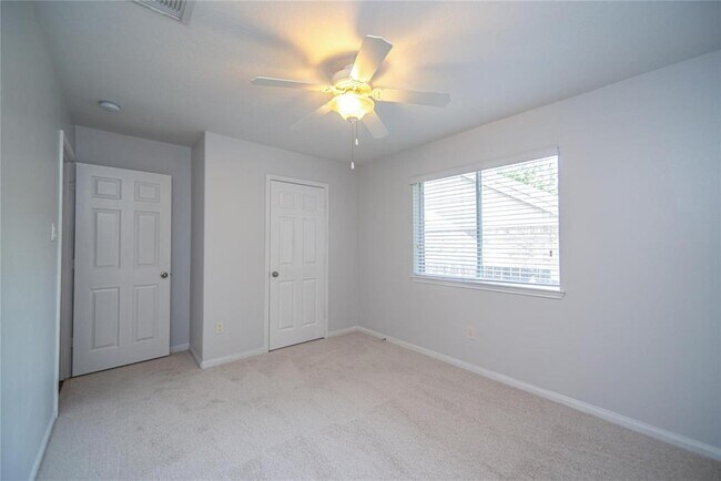 Building Photo - 13205 Enchanted Way