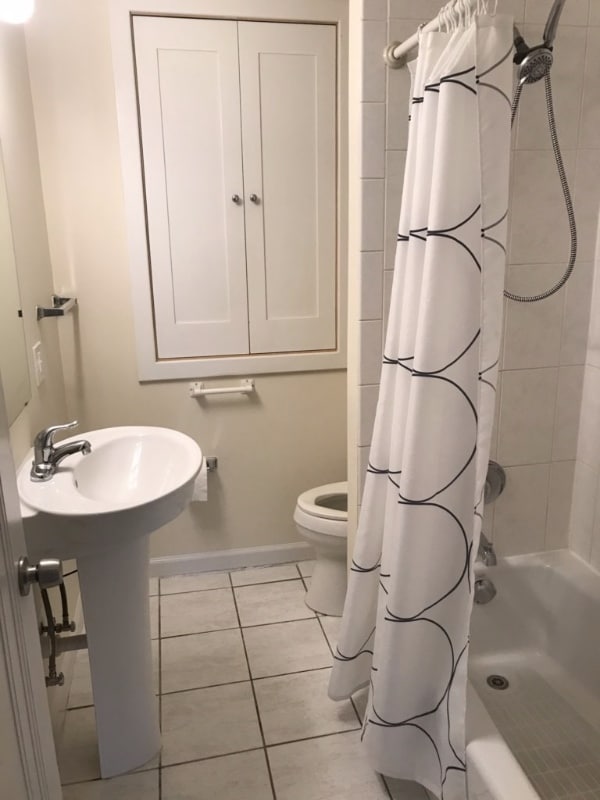 Building Photo - 1826 A St SE