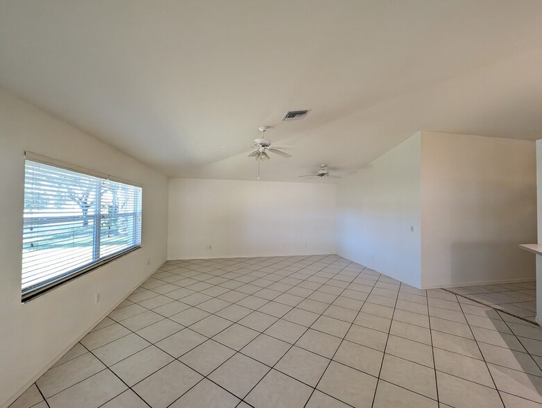 Building Photo - 2229 Heritage Greens Dr