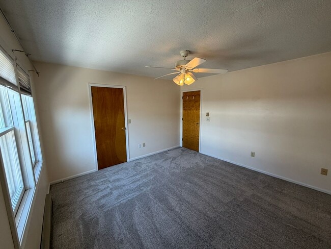 Building Photo - 62 Hayes Ave