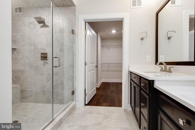 Building Photo - 2522 Vivaldi Ln