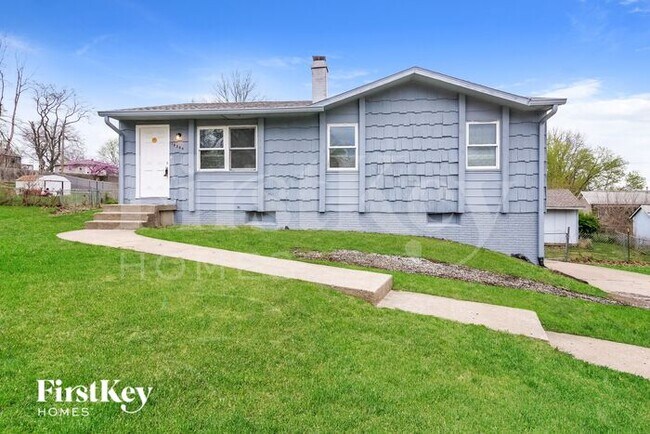 Primary Photo - 19304 E 7th Terrace Ct N