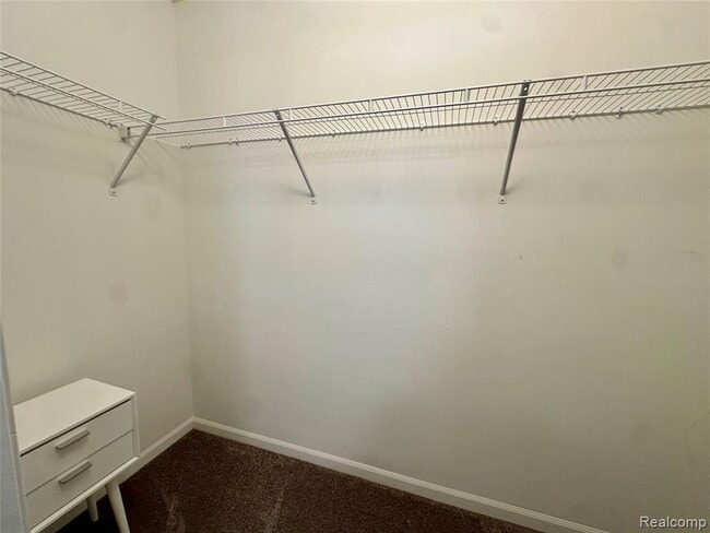 Building Photo - 2500 Normandy Rd