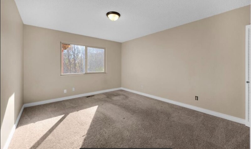 Building Photo - 2167 Broadmoor Rd Cir