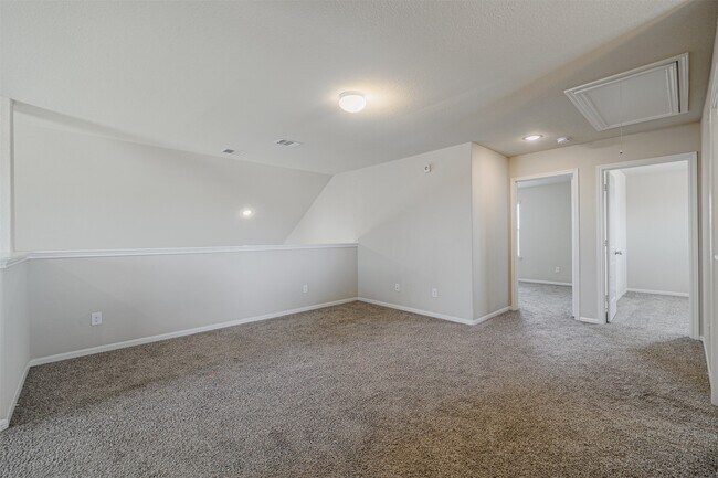 Building Photo - 3142 McDonough Way