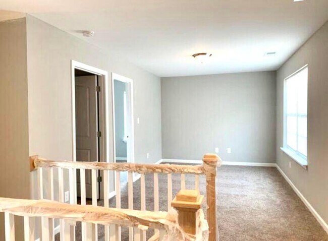 Building Photo - 2708 Hailey Rose Way