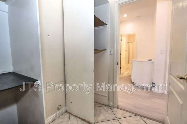 Building Photo - 7817 Westbourne Way