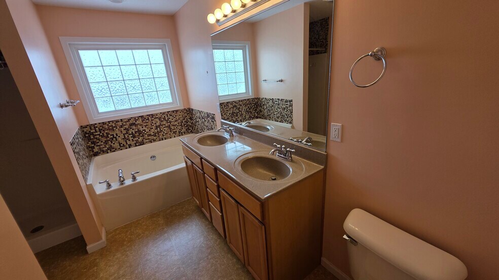 Building Photo - 1416 Myrtle Beach Ave