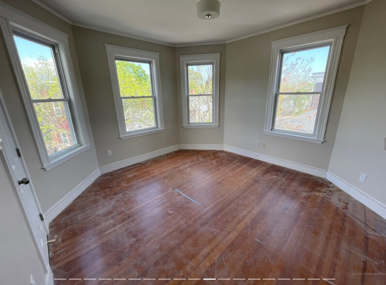 Building Photo - 240 Allston St