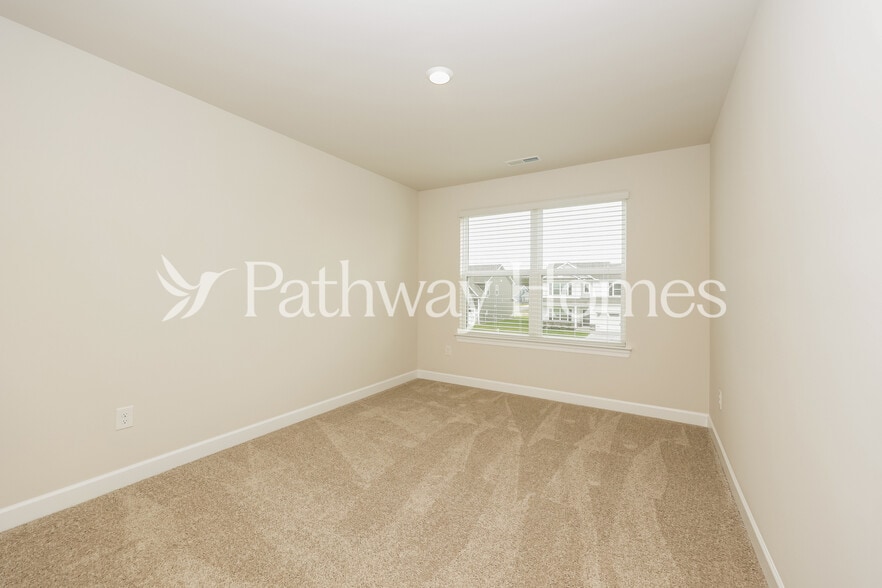 Building Photo - 2408 Nabali Wy