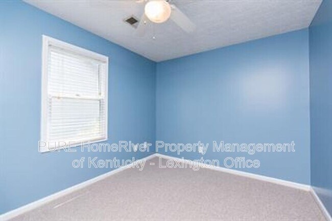 Building Photo - 296 Forest Hill Dr