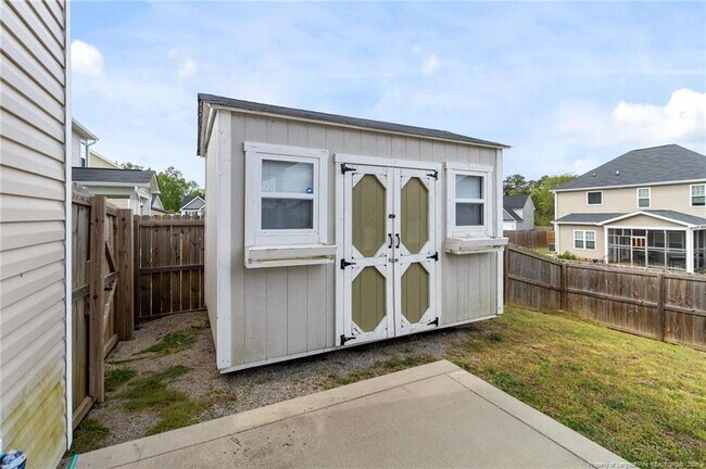 Building Photo - 516 Loom Dr