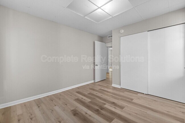 Building Photo - 5300 Bancroft Ave