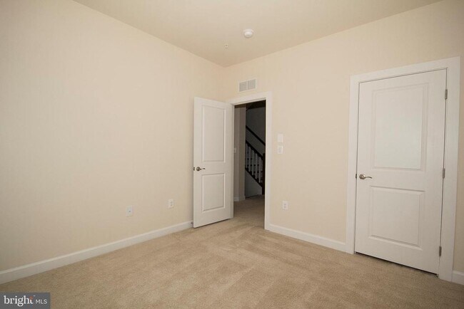 Building Photo - 2912 Middleham Ct