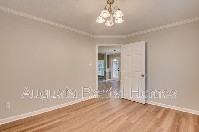Building Photo - 7640 Pleasantville Way