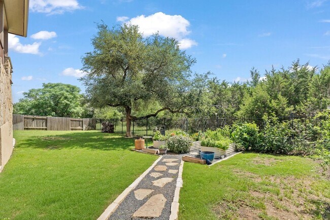 Building Photo - 21824 Agarito Ln